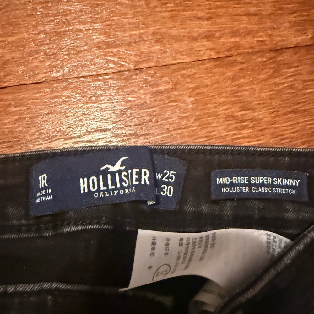 Hollister Women Dark Gray Skinny Jeans